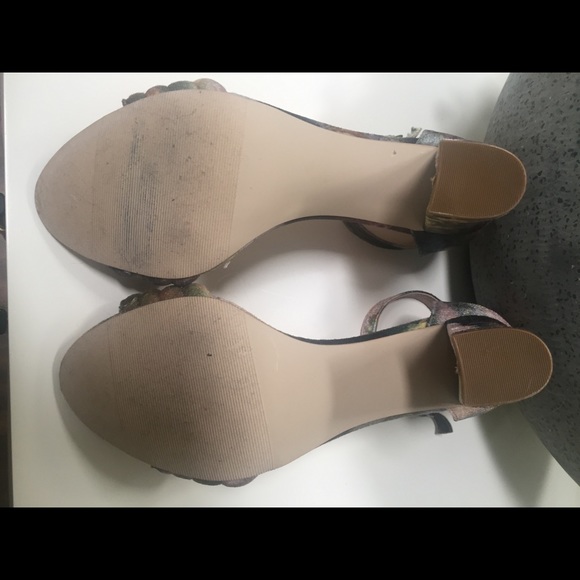 Madden Girl 8.5 Brena Floral Block Heel - Picture 6 of 8